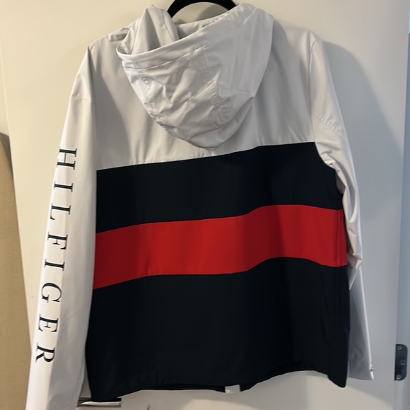 Men’s Tommy Hilfiger wind breaker - Picture 2 of 2